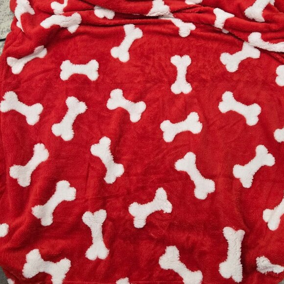 Soft & Fuzzy Dog Bone Blanket for Fido! NWOT Never Been Used - Picture 3 of 3